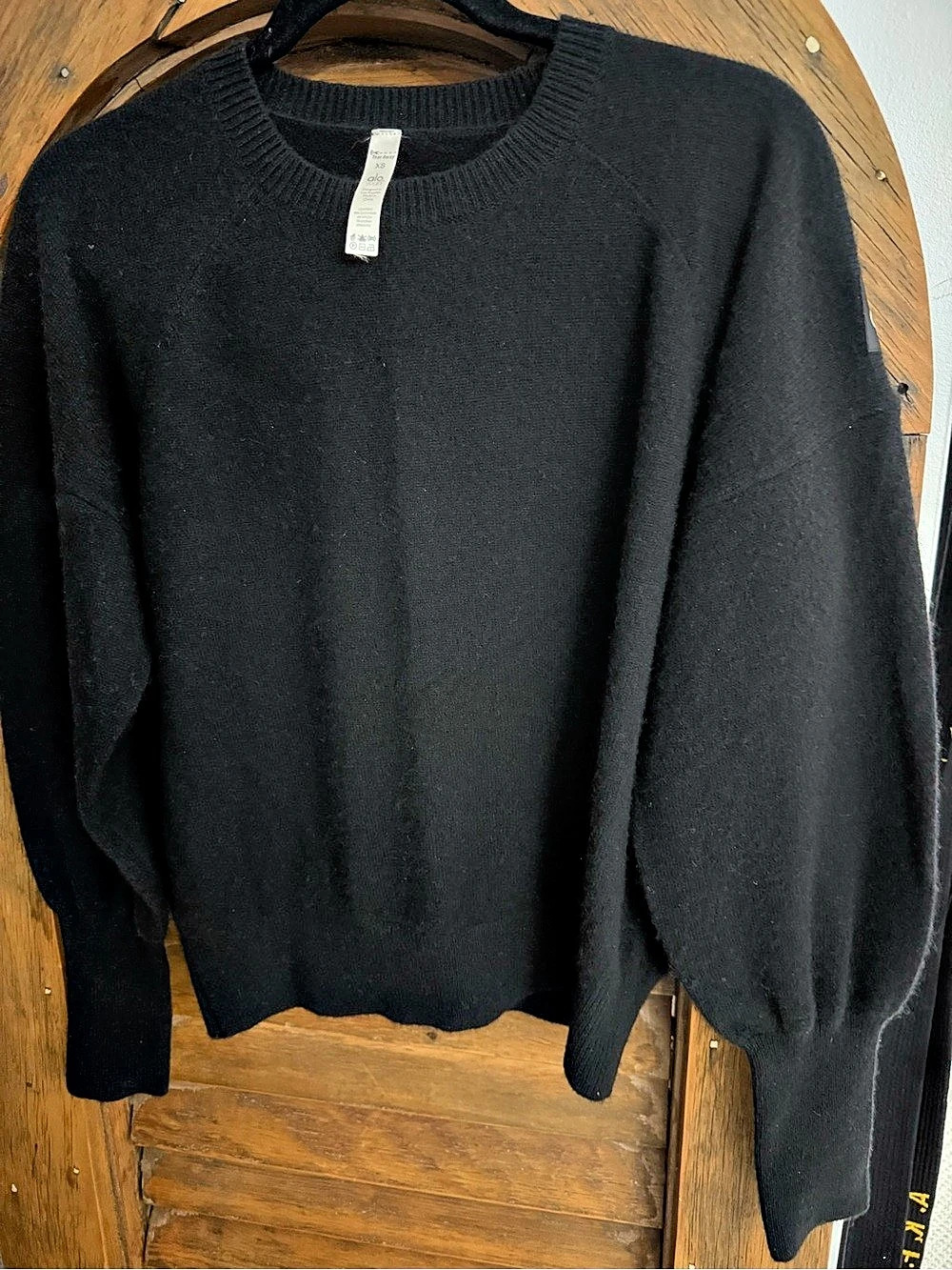 ALO Black Cashmere Sweater Size XS Like New